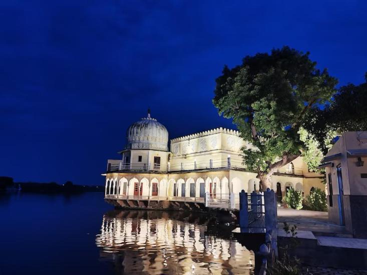 Phool Mahal Palace Кишангарх Экстерьер фото